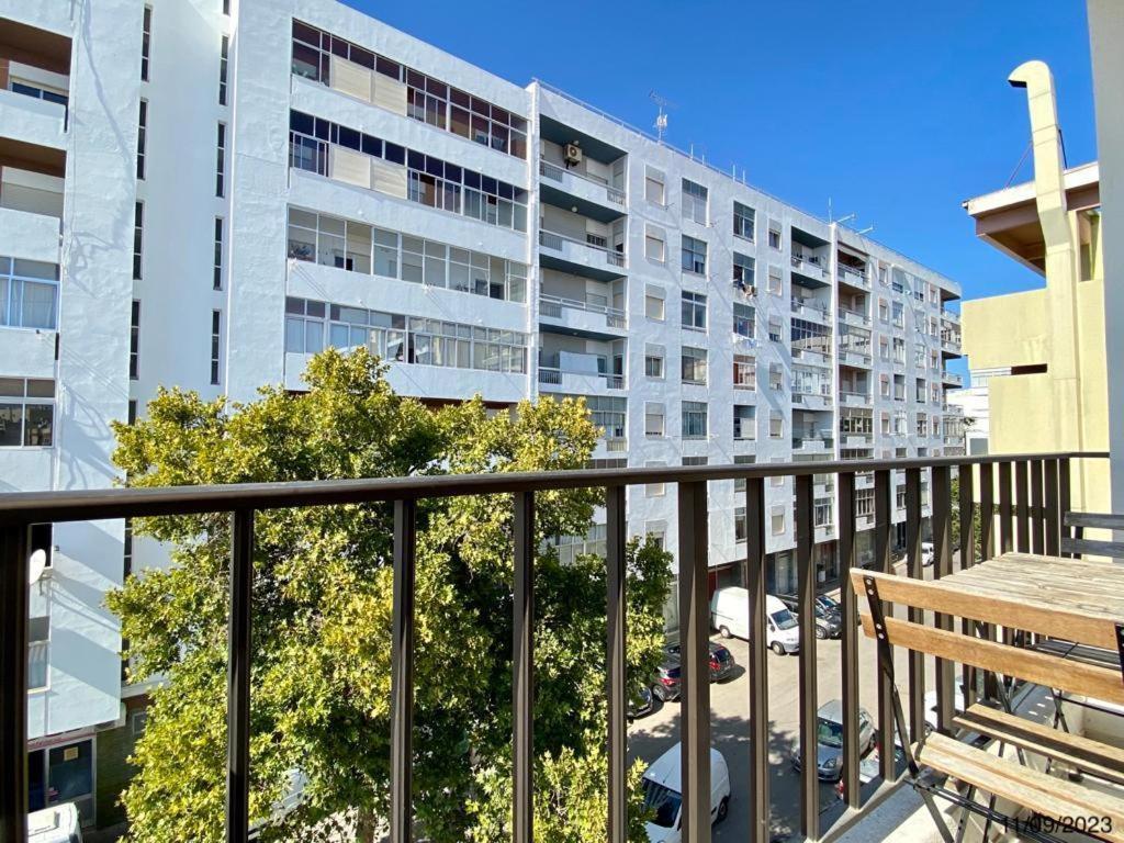 Blife Anya Private Rooms Faro Exterior photo
