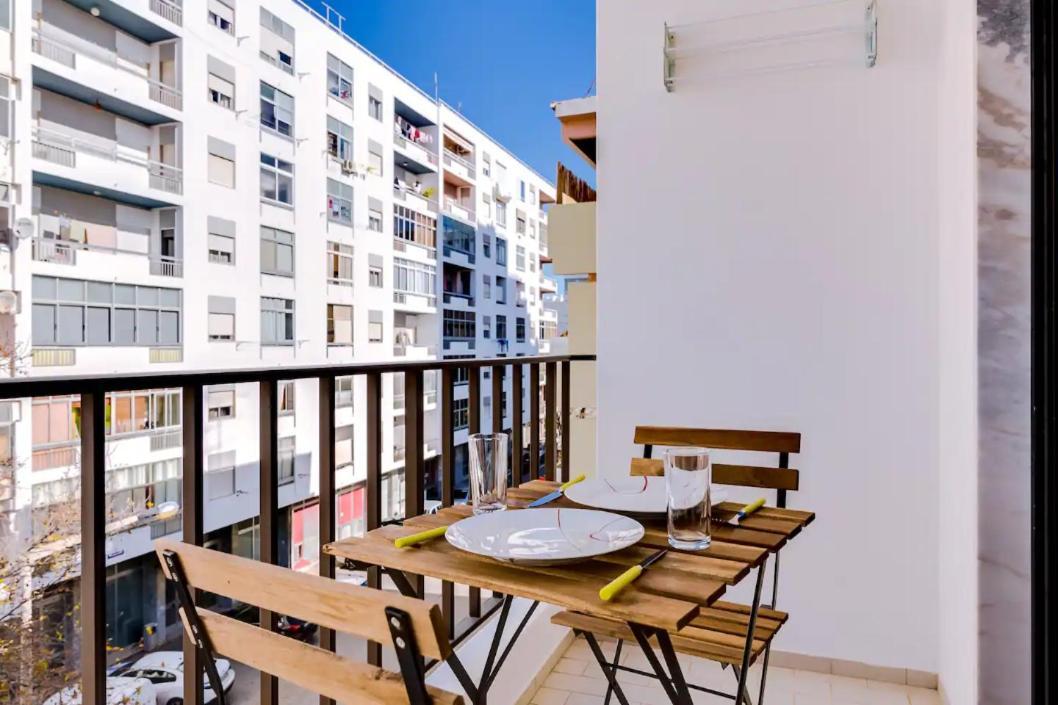 Blife Anya Private Rooms Faro Exterior photo